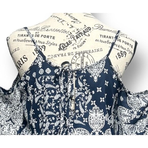 Altar’d State S Navy White Romper Cold Shoulder Floral Boho Festival Ruffle Hem - Picture 8 of 8